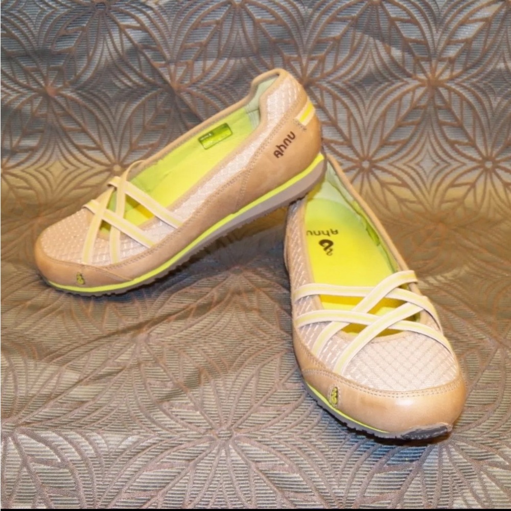 New Womens Ahnu Crissy Cobble Stone Green BrownTan Sporty Slip Ballet Flat Shoe